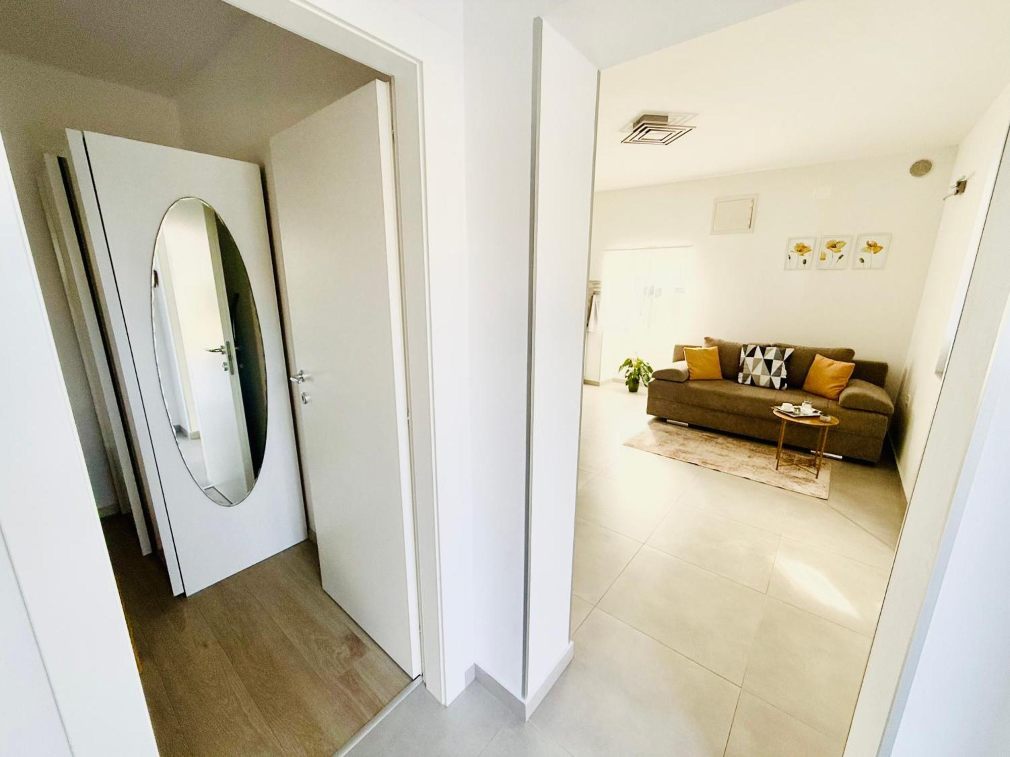 Apartment Erika - For 2 Near The Beach Pola Esterno foto