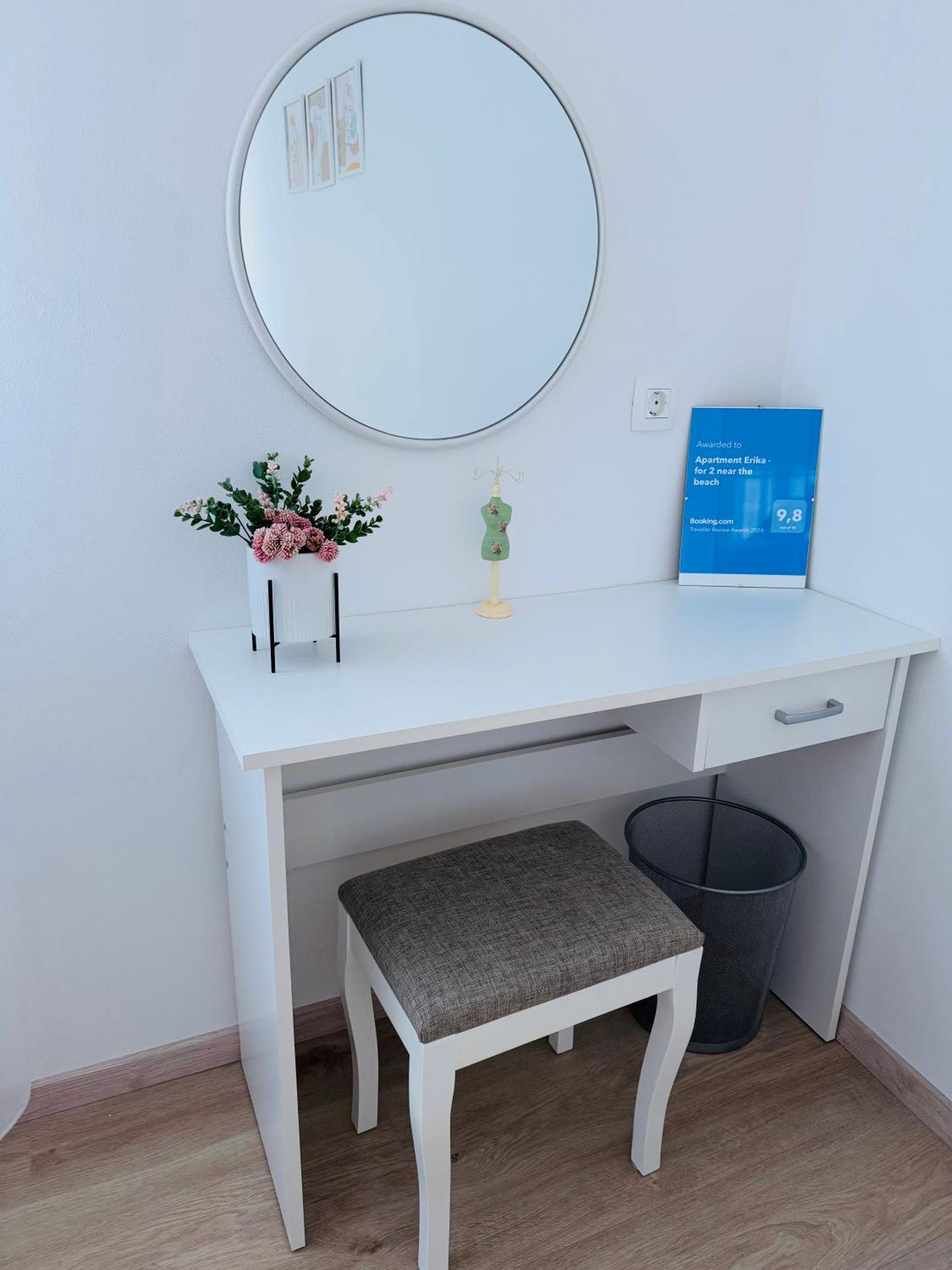 Apartment Erika - For 2 Near The Beach Pola Esterno foto