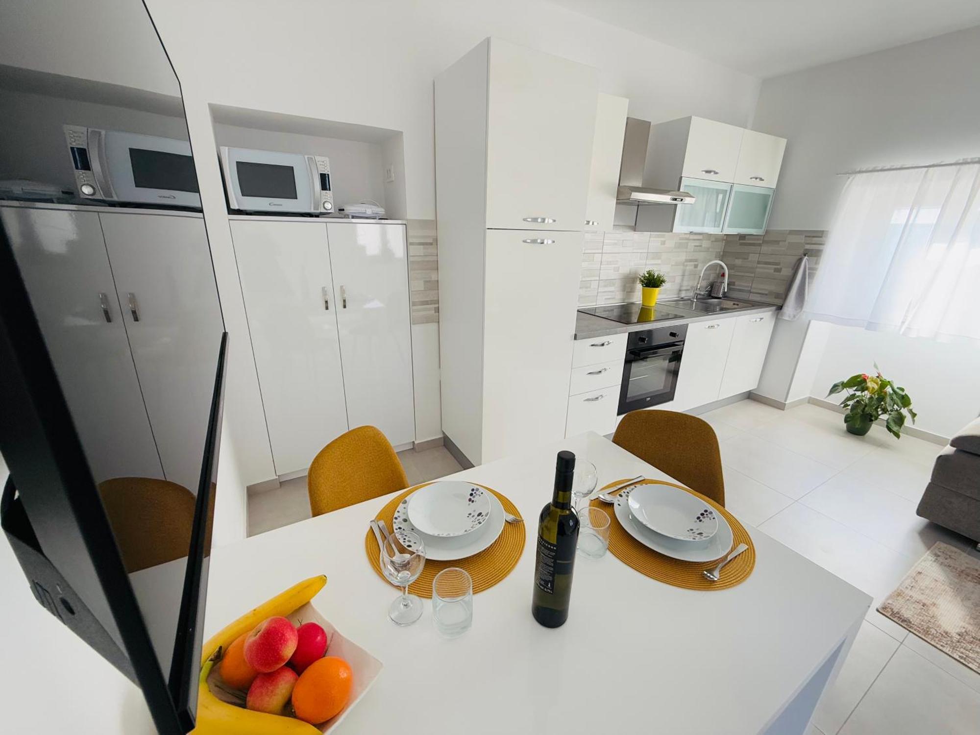 Apartment Erika - For 2 Near The Beach Pola Esterno foto